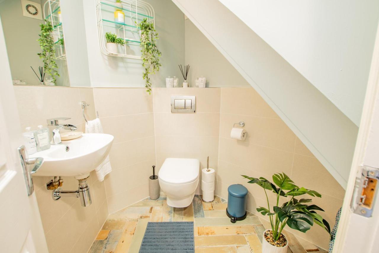 Cosy Retreat In The City Centre Голвей Екстер'єр фото