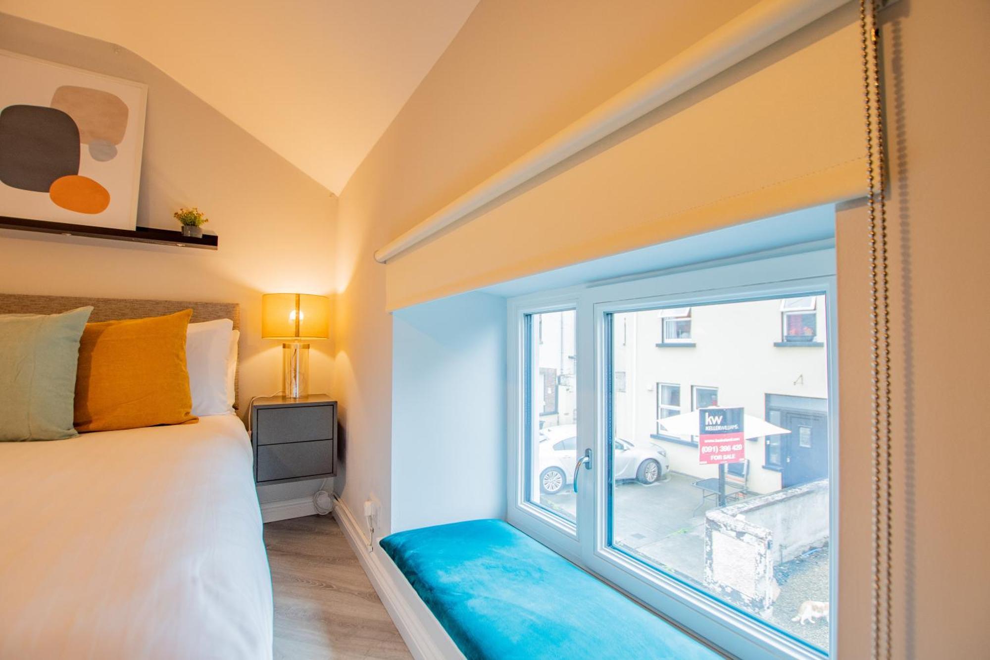 Cosy Retreat In The City Centre Голвей Екстер'єр фото